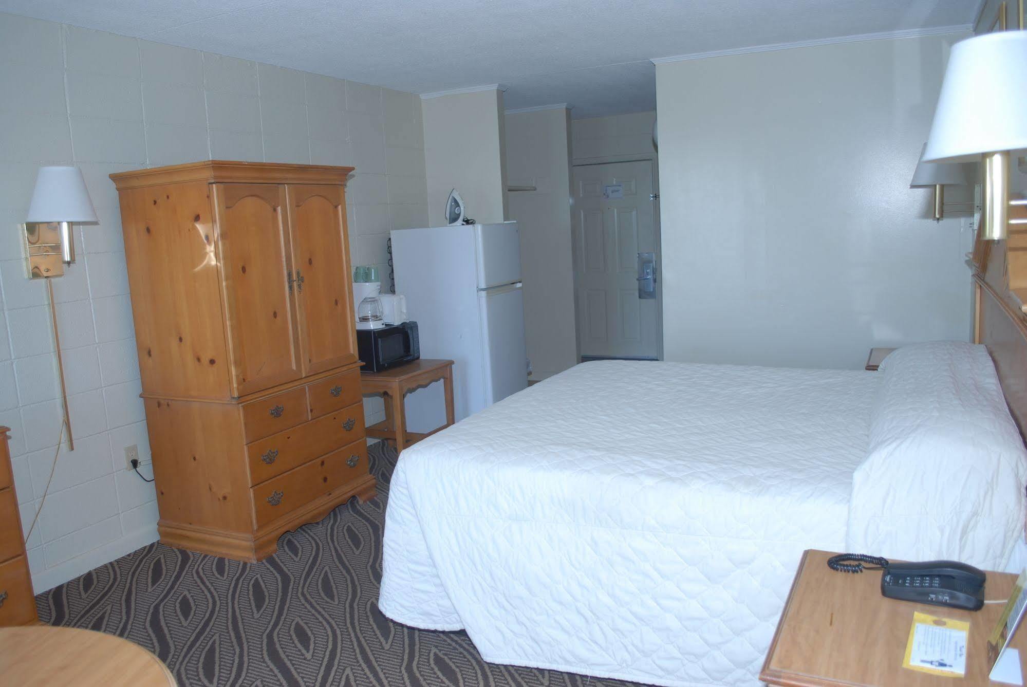 Admiral Motor Inn Myrtle Beach Exteriör bild