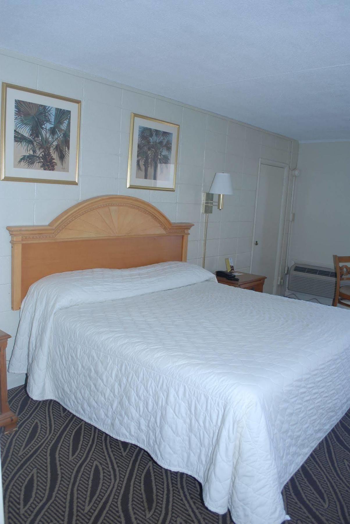 Admiral Motor Inn Myrtle Beach Exteriör bild